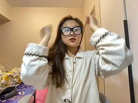 Snapshot of xena0501 chatting on February 22, 2026, 6:57 am xena0501 online show from February 22, 2026, 6:57 am