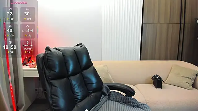 Snapshot of _Shy_Jenny_ chatting on October 22, 2025, 1:06 am Shy Jenny online show from October 22, 2025, 1:06 am