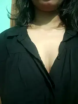 Snapshot of Black_Moon15 chatting on March 6, 2026, 12:51 am Black Moon15 online show from March 6, 2026, 12:51 am