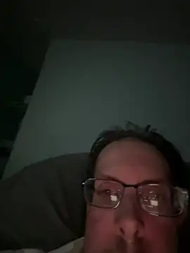 Snapshot of JJG327 chatting on July 19, 2026, 4:05 am JJG327 online show from July 19, 2026, 4:05 am