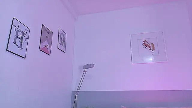 Snapshot of cutepetitee chatting on May 20, 2026, 7:42 pm cutepetitee online show from May 20, 2026, 7:42 pm