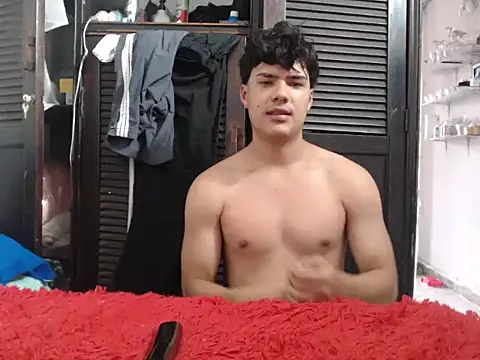 Snapshot of dani_titan320 chatting on November 12, 2025, 7:13 pm dani titan320 online show from November 12, 2025, 7:13 pm