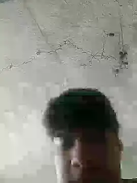 Snapshot of dani_titan320 chatting on February 9, 2026, 9:52 pm dani titan320 online show from February 9, 2026, 9:52 pm