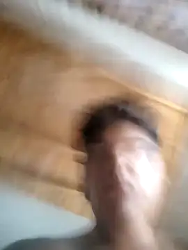 Snapshot of dani_titan320 chatting on March 1, 2026, 5:37 pm dani titan320 online show from March 1, 2026, 5:37 pm