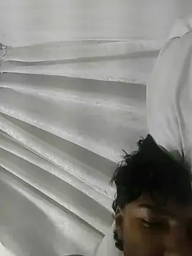 Snapshot of dani_titan320 chatting on March 10, 2026, 5:18 pm dani titan320 online show from March 10, 2026, 5:18 pm