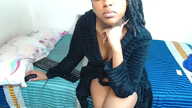 Snapshot of SinfullyForbiddeno7 chatting on November 2, 2025, 4:15 am SinfullyForbiddeno7 online show from November 2, 2025, 4:15 am