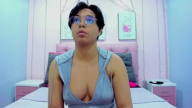 Emmaa Lex online show from October 11, 2025, 1:09 pm