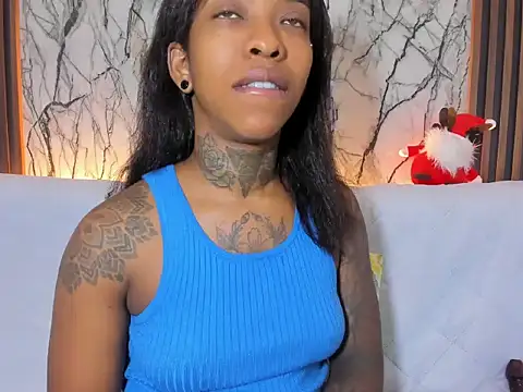 Pauline Fox online show from December 15, 2025, 1:21 am