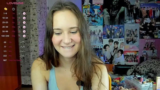 LucyRose3 online show from September 14, 2025, 4:39 pm