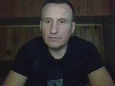 Maksymilian1 online show from November 3, 2025, 7:37 pm
