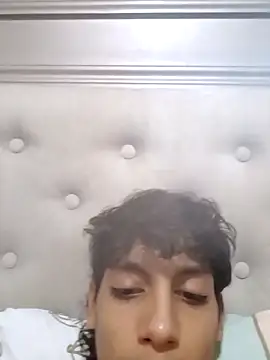 Snapshot of axel_rousse2 chatting on October 27, 2025, 10:36 pm axel rousse2 online show from October 27, 2025, 10:36 pm