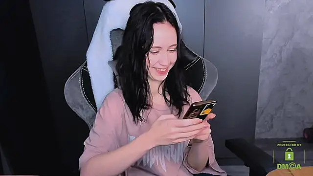 Snapshot of zaebali_ chatting on November 15, 2025, 2:42 am zaebali online show from November 15, 2025, 2:42 am