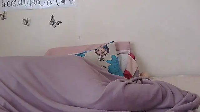 Snapshot of Young_Slut21 chatting on September 12, 2025, 12:49 pm Young Slut21 online show from September 12, 2025, 12:49 pm