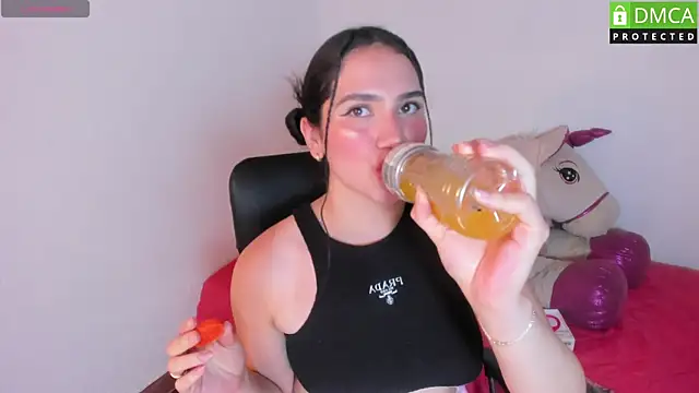 Snapshot of alison_es chatting on November 13, 2025, 4:22 am alison es online show from November 13, 2025, 4:22 am