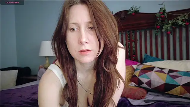 Snapshot of MommyGoddessL chatting on April 2, 2026, 2:37 pm MommyGoddessL online show from April 2, 2026, 2:37 pm