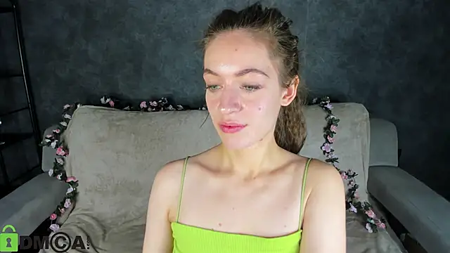 Snapshot of Agnes_Wells chatting on November 17, 2025, 9:26 am Agnes Wells online show from November 17, 2025, 9:26 am