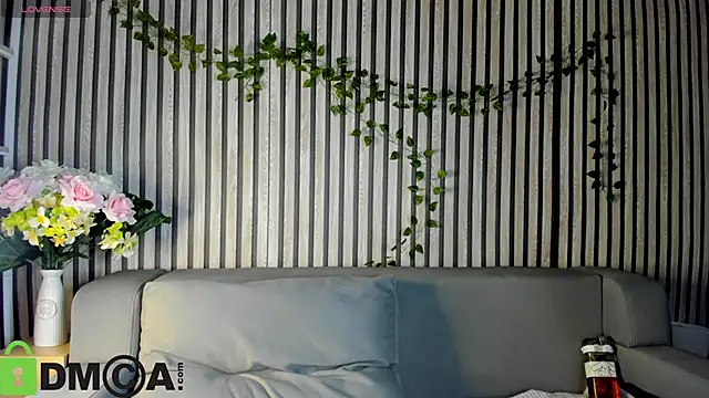 Casey Sweeet online show from November 10, 2025, 5:23 pm