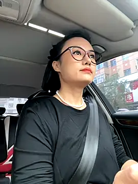 wen521 online show from September 23, 2025, 12:57 am