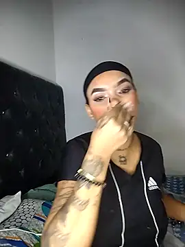 Snapshot of Vale_Nikol21 chatting on November 26, 2025, 2:56 am Vale Nikol21 online show from November 26, 2025, 2:56 am