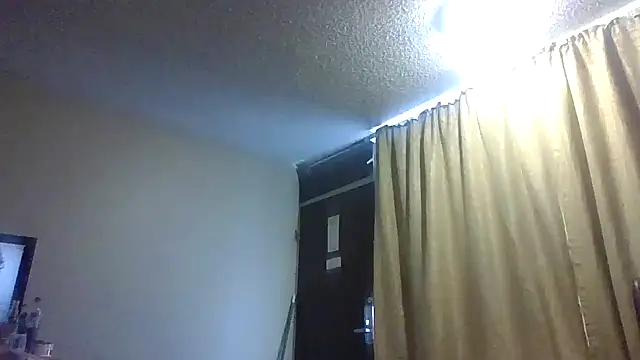 Snapshot of Flossee chatting on March 7, 2026, 11:57 pm Flossee online show from March 7, 2026, 11:57 pm