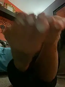 starsaligned online show from October 27, 2025, 5:22 am