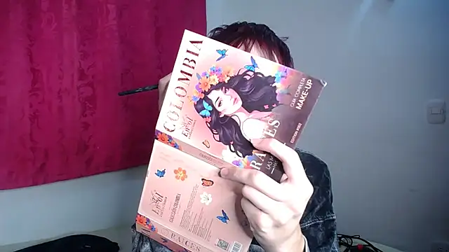 lucky stricke online show from November 19, 2025, 4:01 am