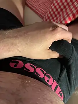 mrwit online show from March 25, 2026, 9:32 pm