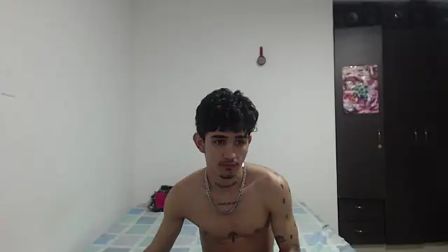 nextboywell1 online show from November 22, 2025, 9:14 pm