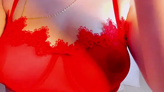 EmilyyRamirez online show from December 20, 2025, 2:02 pm