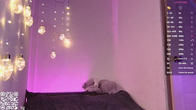 KendalHottt online show from November 26, 2025, 2:56 am