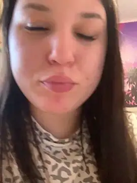 Snapshot of Kemeli008 chatting on February 18, 2026, 2:13 pm Kemeli008 online show from February 18, 2026, 2:13 pm