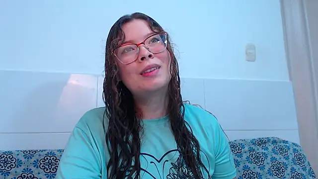 Snapshot of zoewhite2 chatting on November 29, 2025, 9:07 pm zoewhite2 online show from November 29, 2025, 9:07 pm