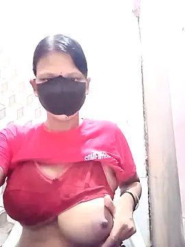 Snapshot of varnika chatting on September 20, 2025, 6:25 am varnika online show from September 20, 2025, 6:25 am