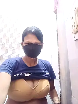 Snapshot of varnika chatting on September 21, 2025, 9:55 am varnika online show from September 21, 2025, 9:55 am