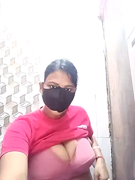 Snapshot of varnika chatting on December 18, 2025, 8:09 am varnika online show from December 18, 2025, 8:09 am