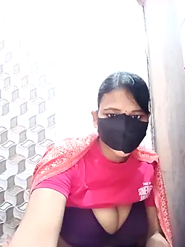 Snapshot of varnika chatting on December 21, 2025, 9:27 am varnika online show from December 21, 2025, 9:27 am