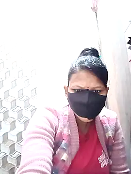 Snapshot of varnika chatting on January 19, 2026, 11:36 am varnika online show from January 19, 2026, 11:36 am