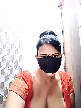 Snapshot of varnika chatting on April 19, 2026, 9:30 am varnika online show from April 19, 2026, 9:30 am