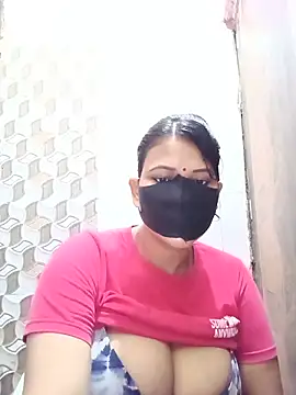 Snapshot of varnika chatting on May 18, 2026, 7:03 am varnika online show from May 18, 2026, 7:03 am