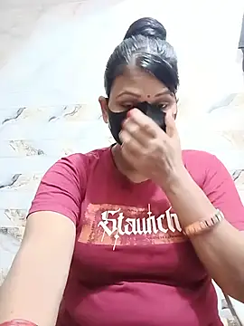 Snapshot of varnika chatting on July 10, 2026, 5:48 pm varnika online show from July 10, 2026, 5:48 pm