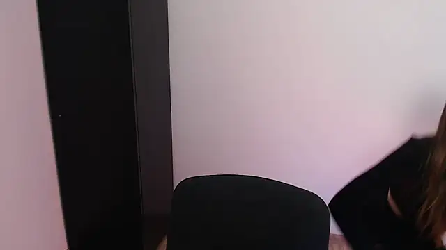 Ariella ari online show from October 7, 2025, 7:16 am