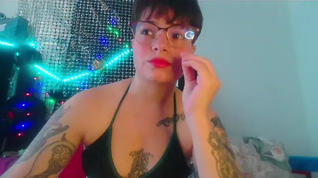 Snapshot of Mitsuha_gate chatting on December 3, 2025, 1:53 pm Mitsuha gate online show from December 3, 2025, 1:53 pm