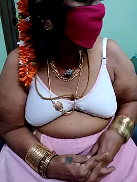 Snapshot of amuthasree chatting on September 10, 2025, 4:40 pm amuthasree online show from September 10, 2025, 4:40 pm