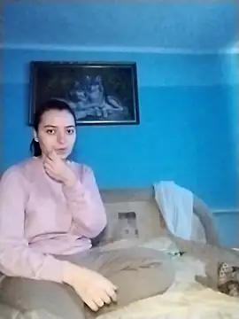 Snapshot of Viktoriia27 chatting on December 17, 2025, 12:22 pm Viktoriia27 online show from December 17, 2025, 12:22 pm