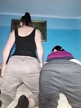 Snapshot of Viktoriia27 chatting on December 20, 2025, 1:07 pm Viktoriia27 online show from December 20, 2025, 1:07 pm