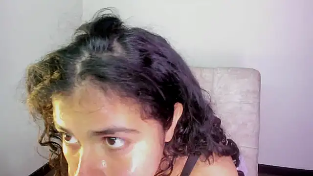 Snapshot of Arianna_Jannes chatting on September 10, 2025, 1:49 am Arianna Jannes online show from September 10, 2025, 1:49 am