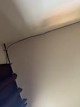 PIROCAGG21 online show from October 17, 2025, 1:03 pm