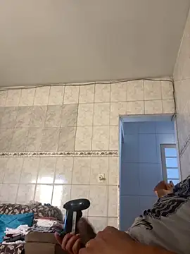 PIROCAGG21 online show from December 1, 2025, 10:20 am