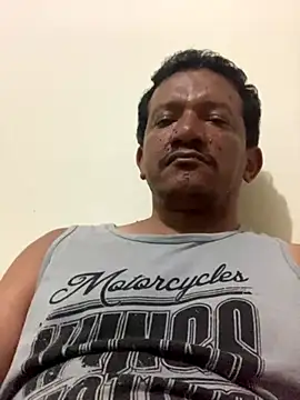 PIROCAGG21 online show from December 3, 2025, 10:19 pm