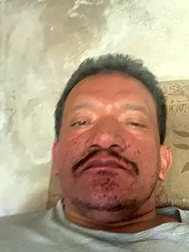 Snapshot of PIROCAGG21 chatting on January 7, 2026, 6:32 pm PIROCAGG21 online show from January 7, 2026, 6:32 pm